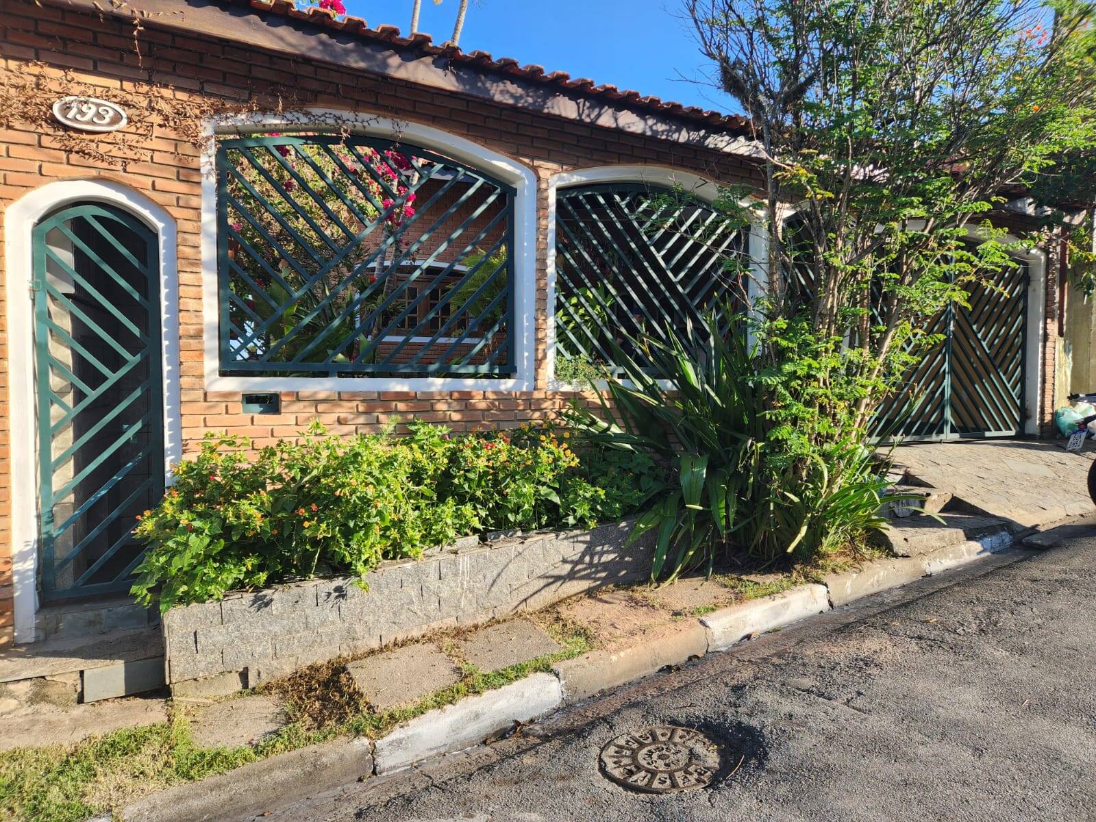 #5137-R - Casa para Venda em Taboão da Serra - SP