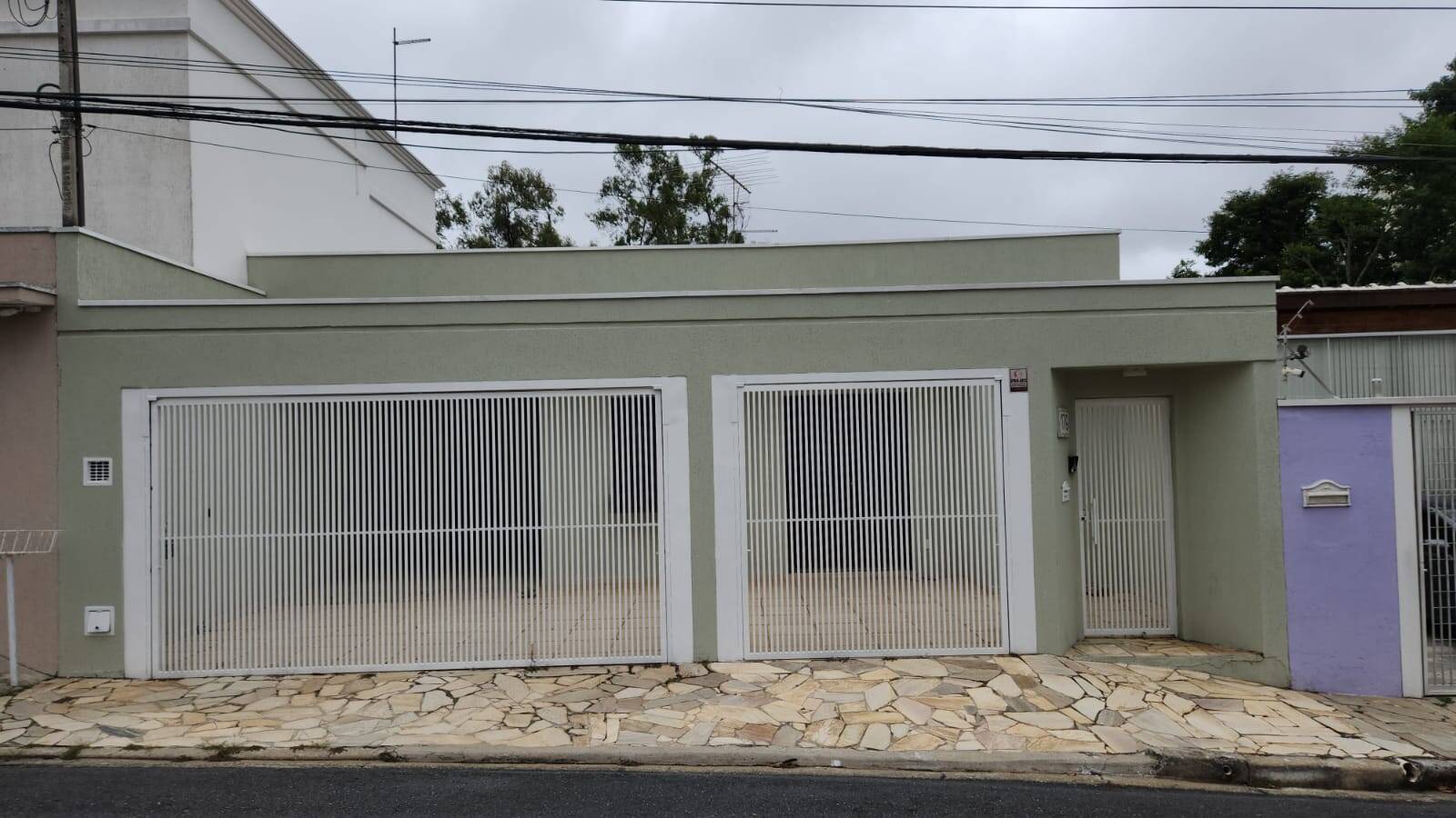 #5983-R - Casa para Venda em Mogi das Cruzes - SP