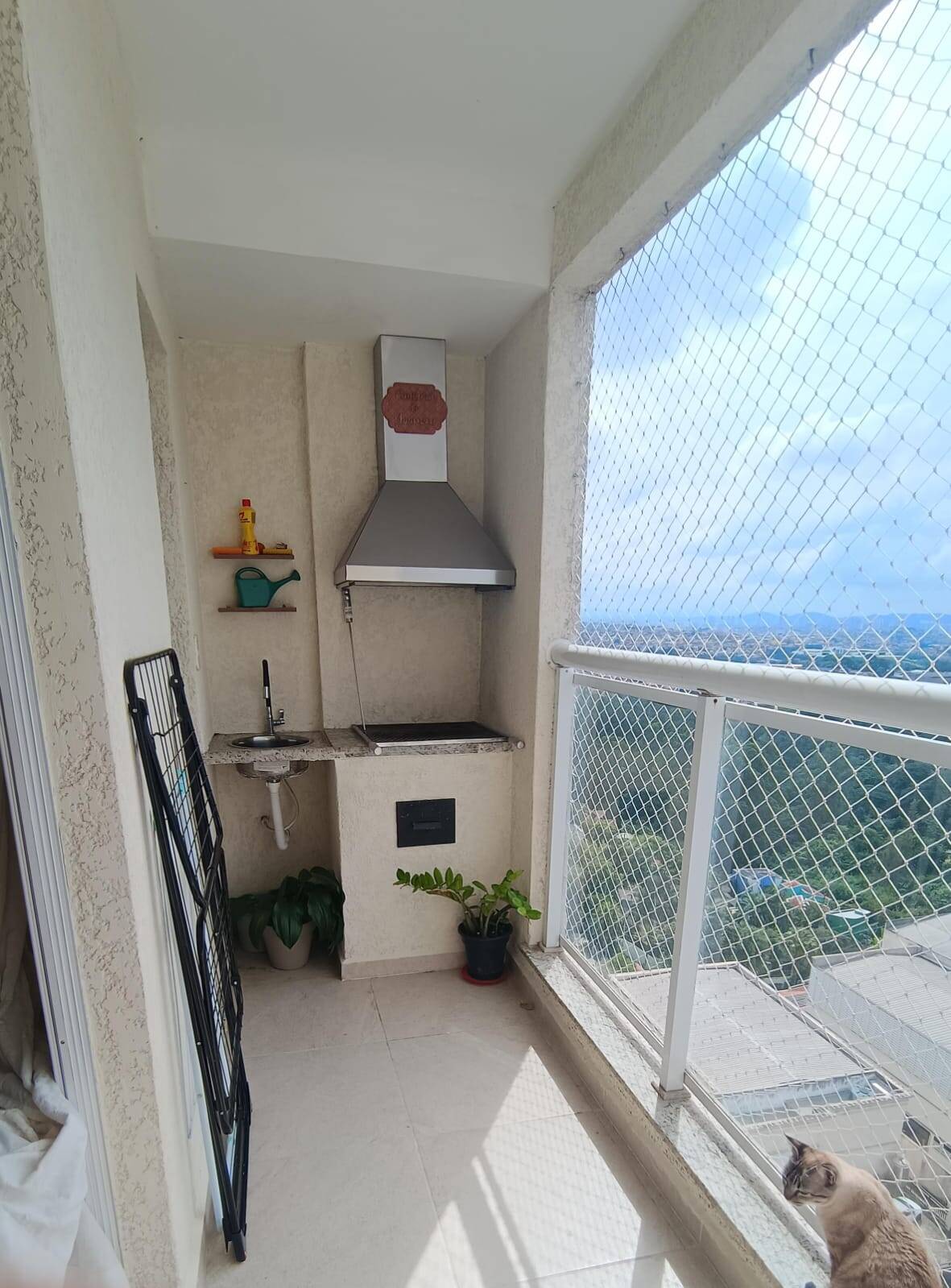 #6109-A - Apartamento para Venda em Carapicuíba - SP