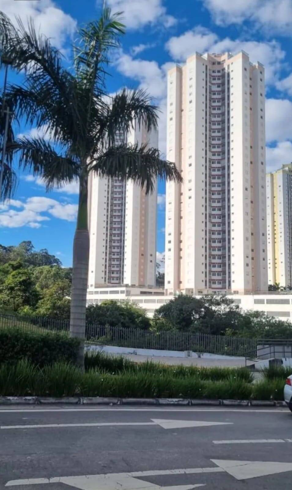 #6155-A - Apartamento para Venda em Embu das Artes - SP
