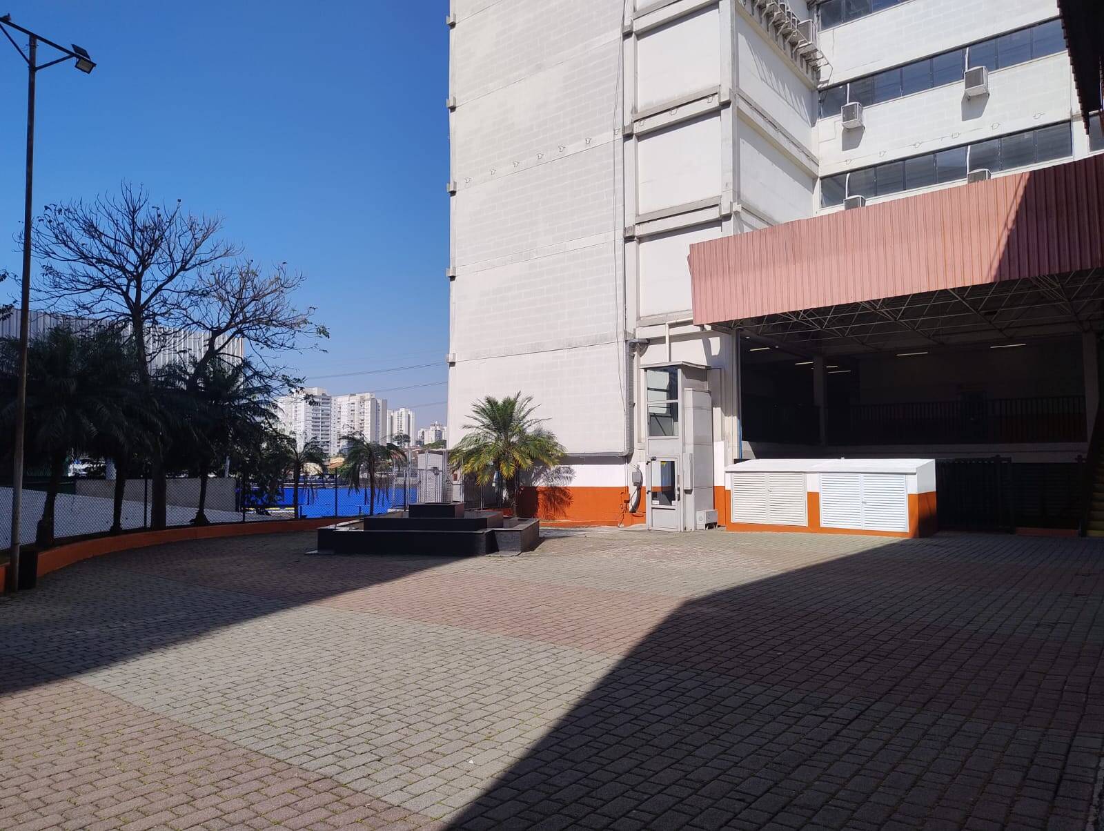 #6251-RM - Conjunto Comercial para Locação em Taboão da Serra - SP