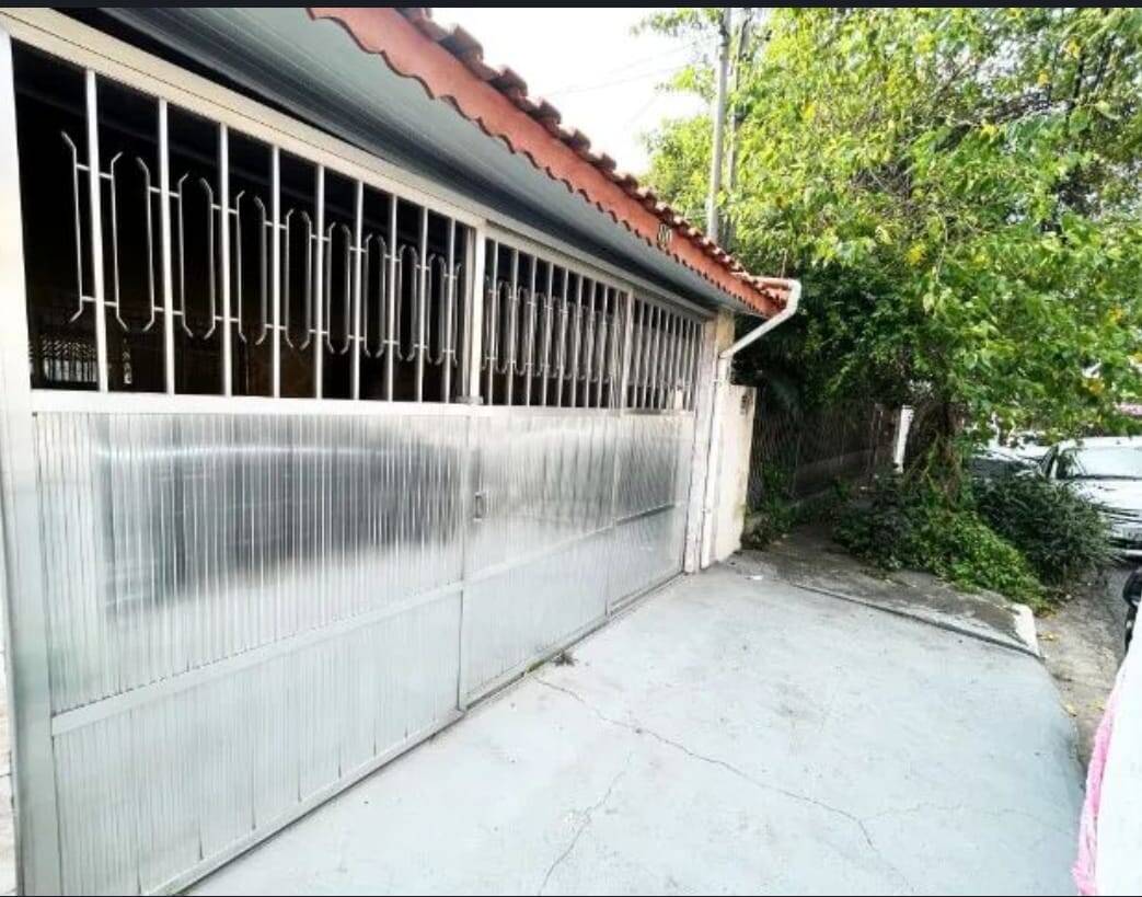 #6293-A - Casa para Venda em São Paulo - SP