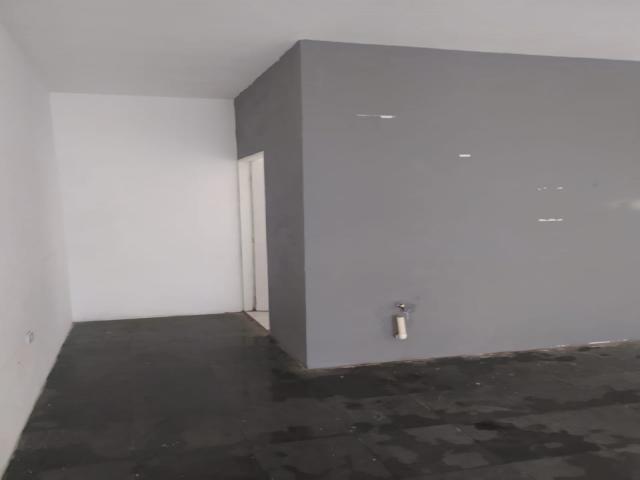 Salão Comercial para Venda em Taboão da Serra - 5