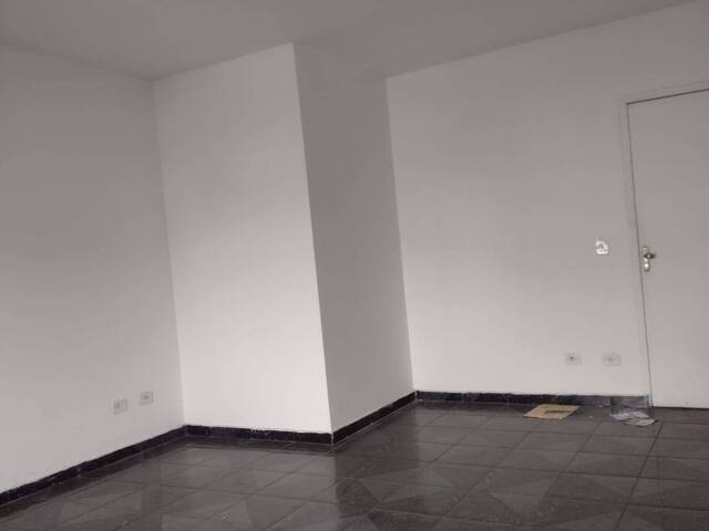 Sala para Venda em Taboão da Serra - 5