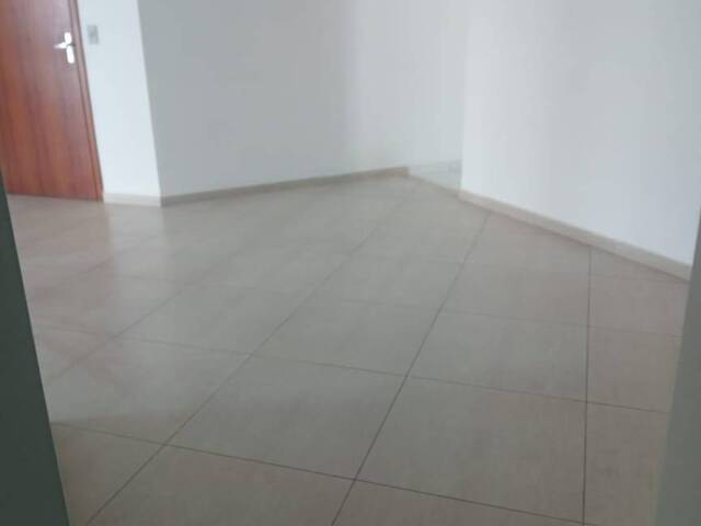 #5524-R - Apartamento para Locação em Taboão da Serra - SP
