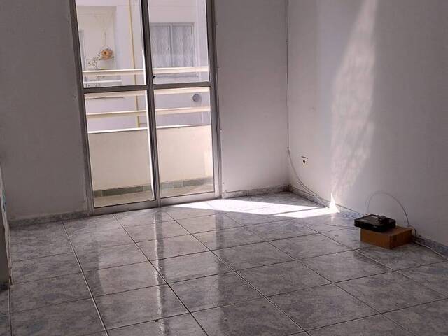 Apartamento para Venda em Taboão da Serra - 2