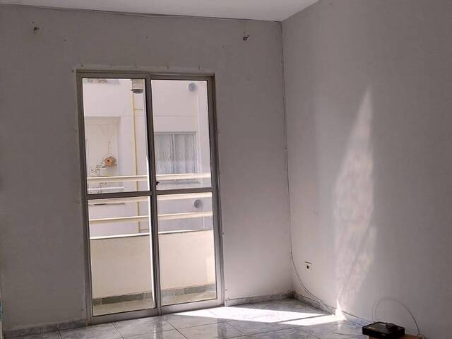 Apartamento para Venda em Taboão da Serra - 3