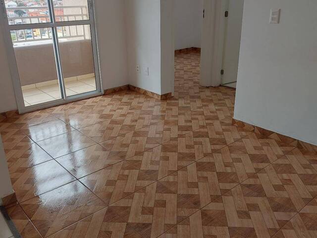 Venda em Vila Iasi - Taboão da Serra