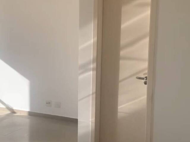 Sala para Venda em Taboão da Serra - 4