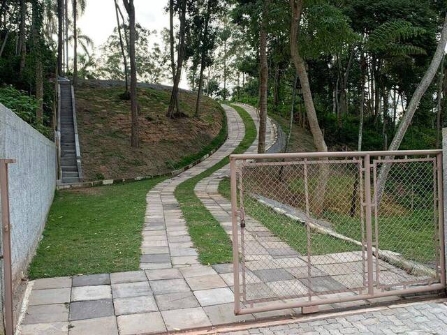 Terreno para Venda em Embu das Artes - 5