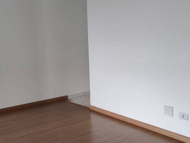 Apartamento para Venda em Taboão da Serra - 5