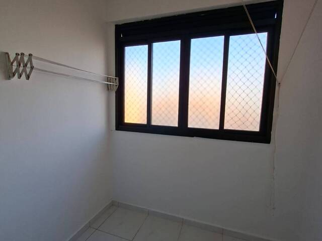Apartamento para Venda em Taboão da Serra - 5