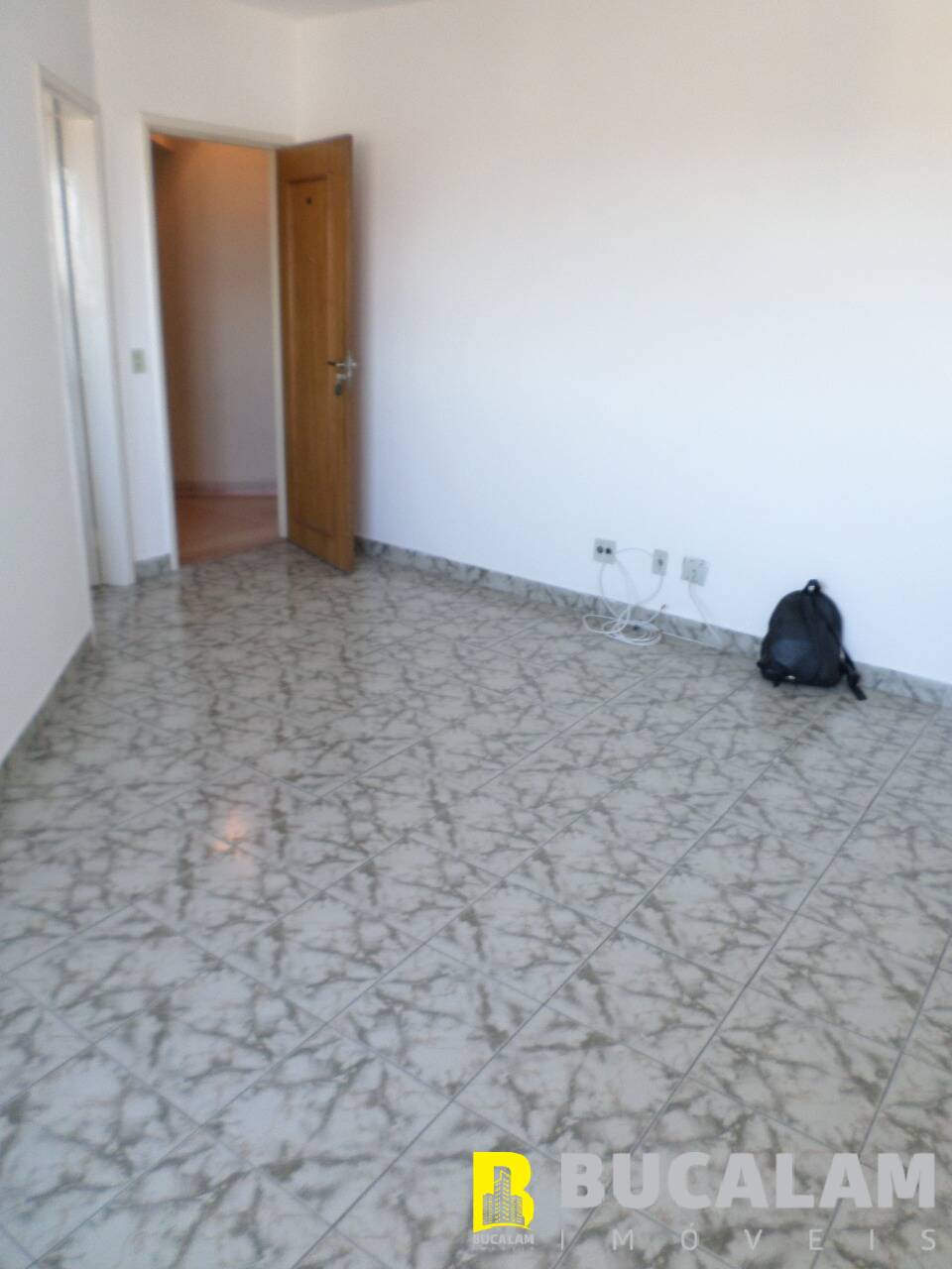 Apartamento à venda com 2 quartos, 56m² - Foto 4