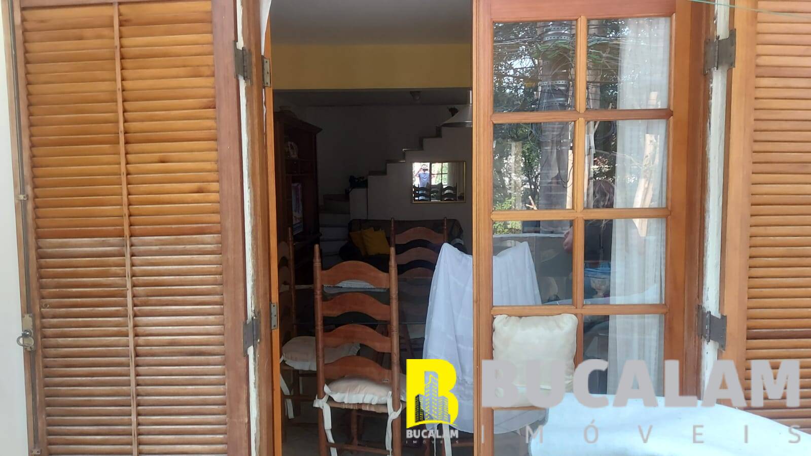 Casa à venda com 3 quartos, 110m² - Foto 1