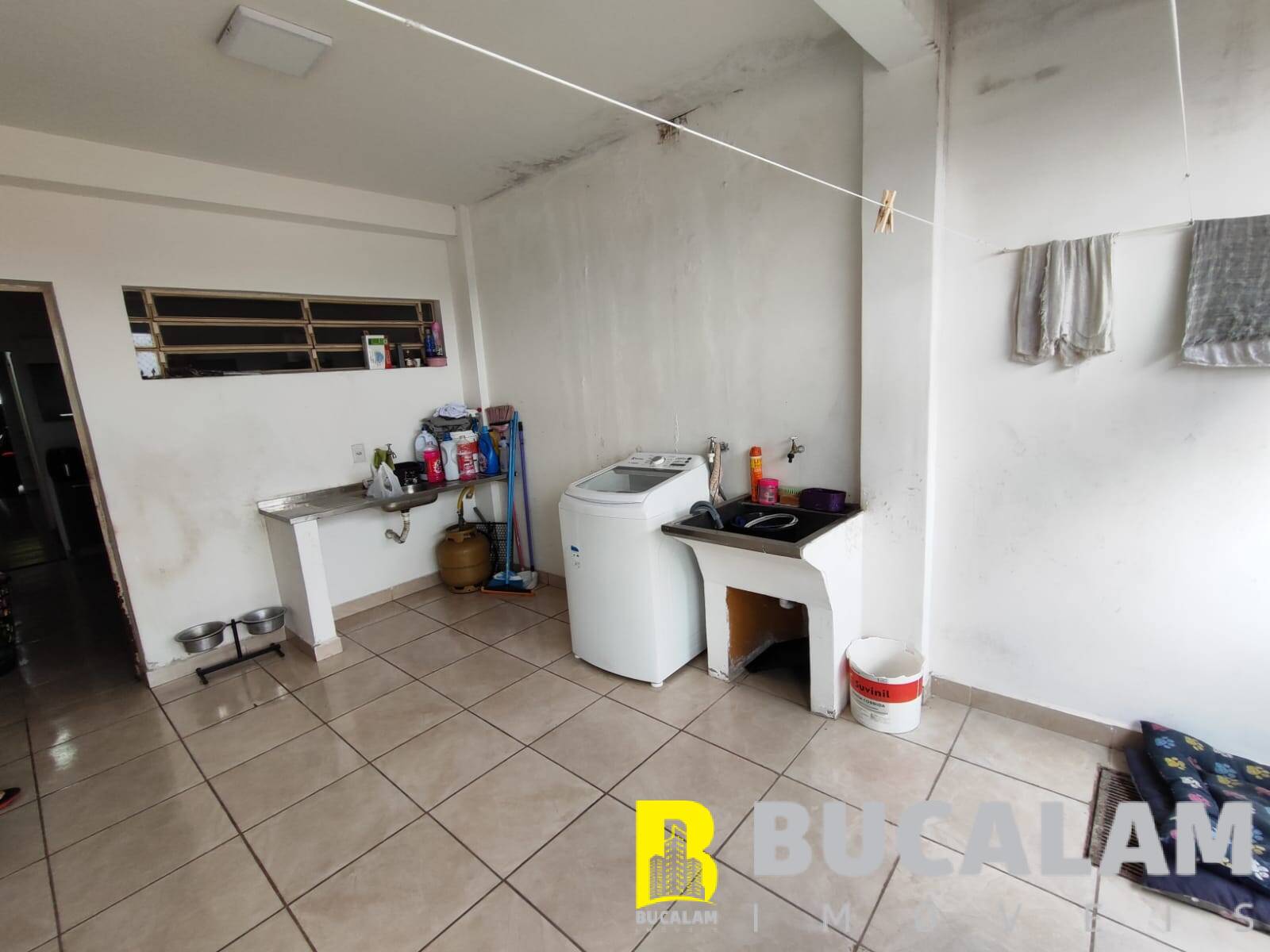 Casa à venda com 2 quartos, 89m² - Foto 9