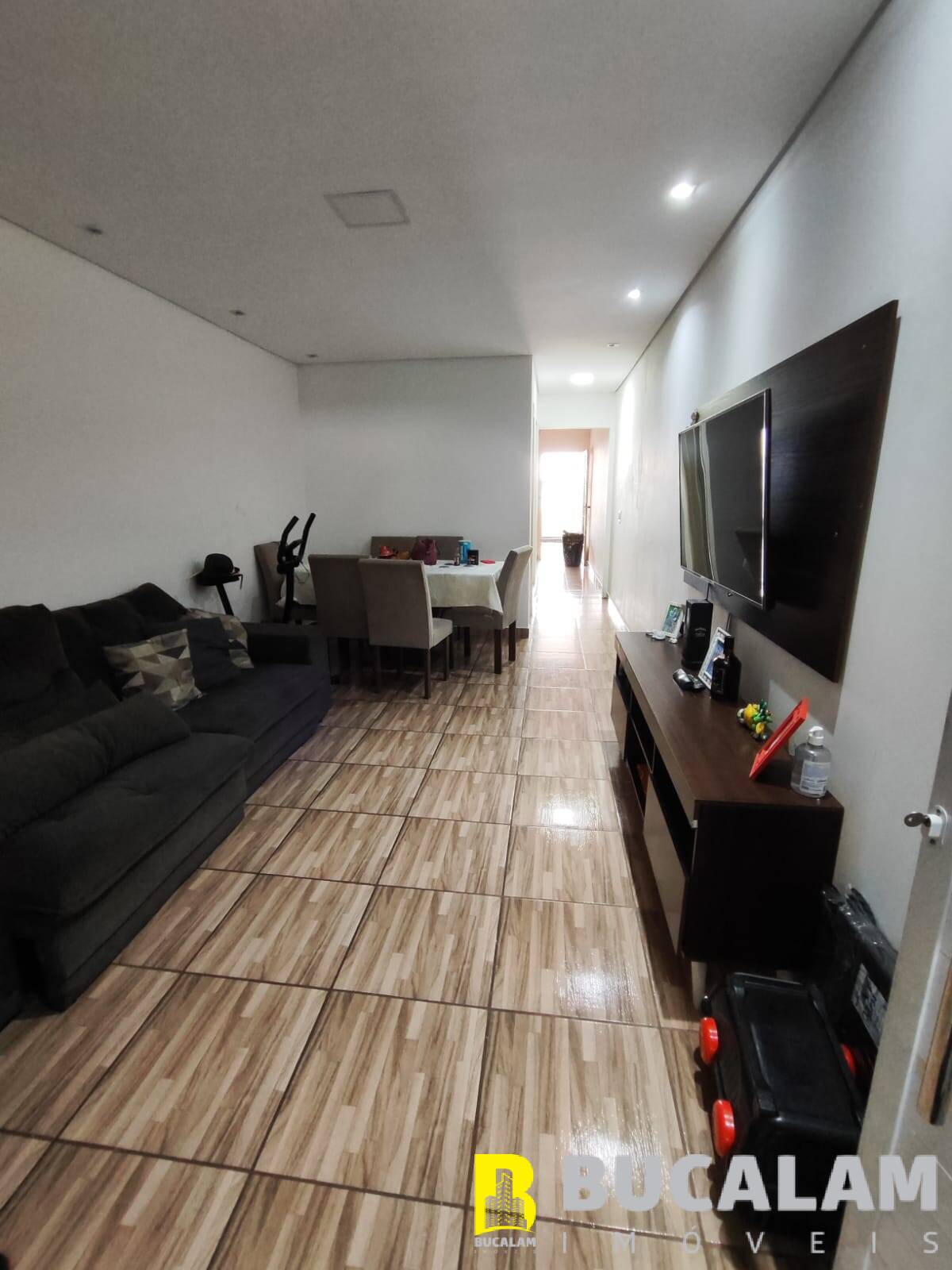 Casa à venda com 2 quartos, 89m² - Foto 4