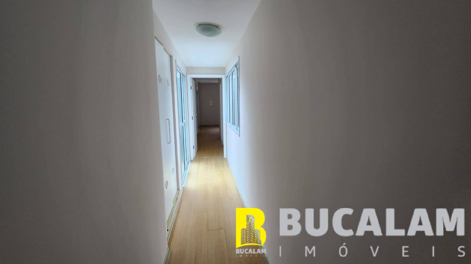 Casa à venda e aluguel com 5 quartos, 400m² - Foto 16