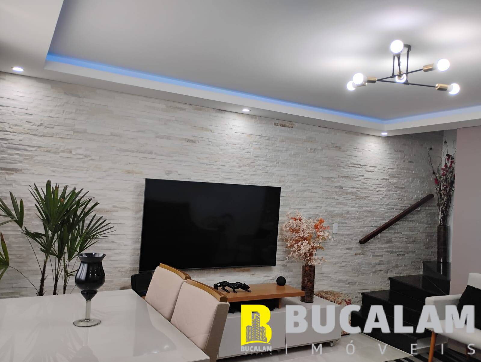 LINDA CASA PARA VENDA NO INTERCAP - TABOÃO DA SERRA