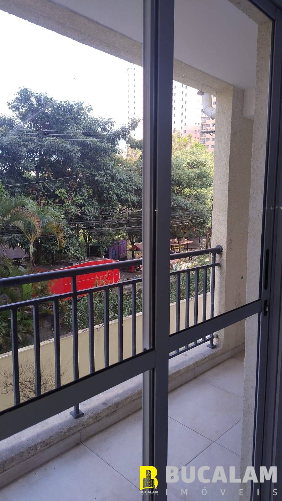 Apartamento à venda com 2 quartos, 56m² - Foto 2
