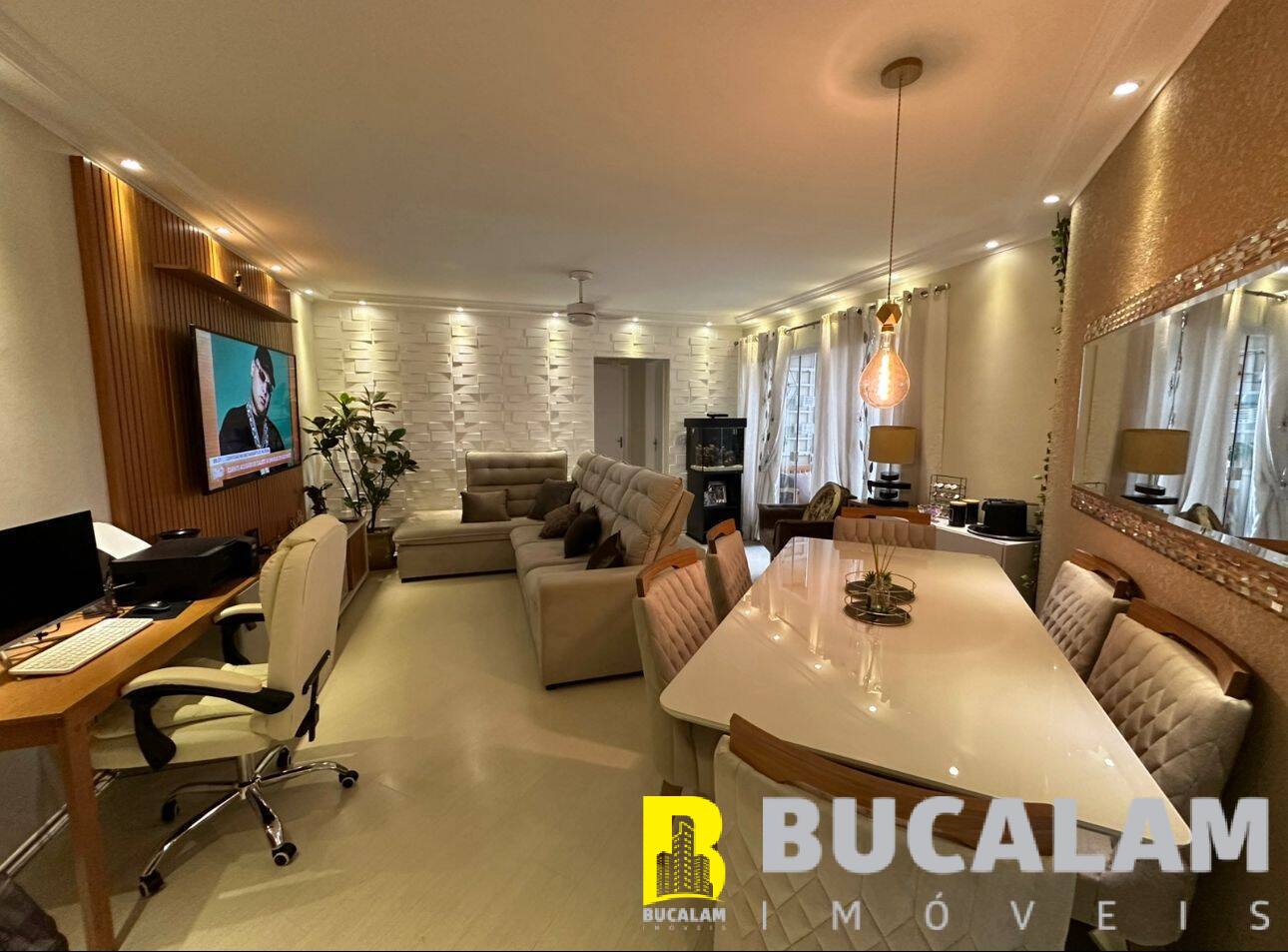 Apartamento à venda com 3 quartos, 87m² - Foto 1