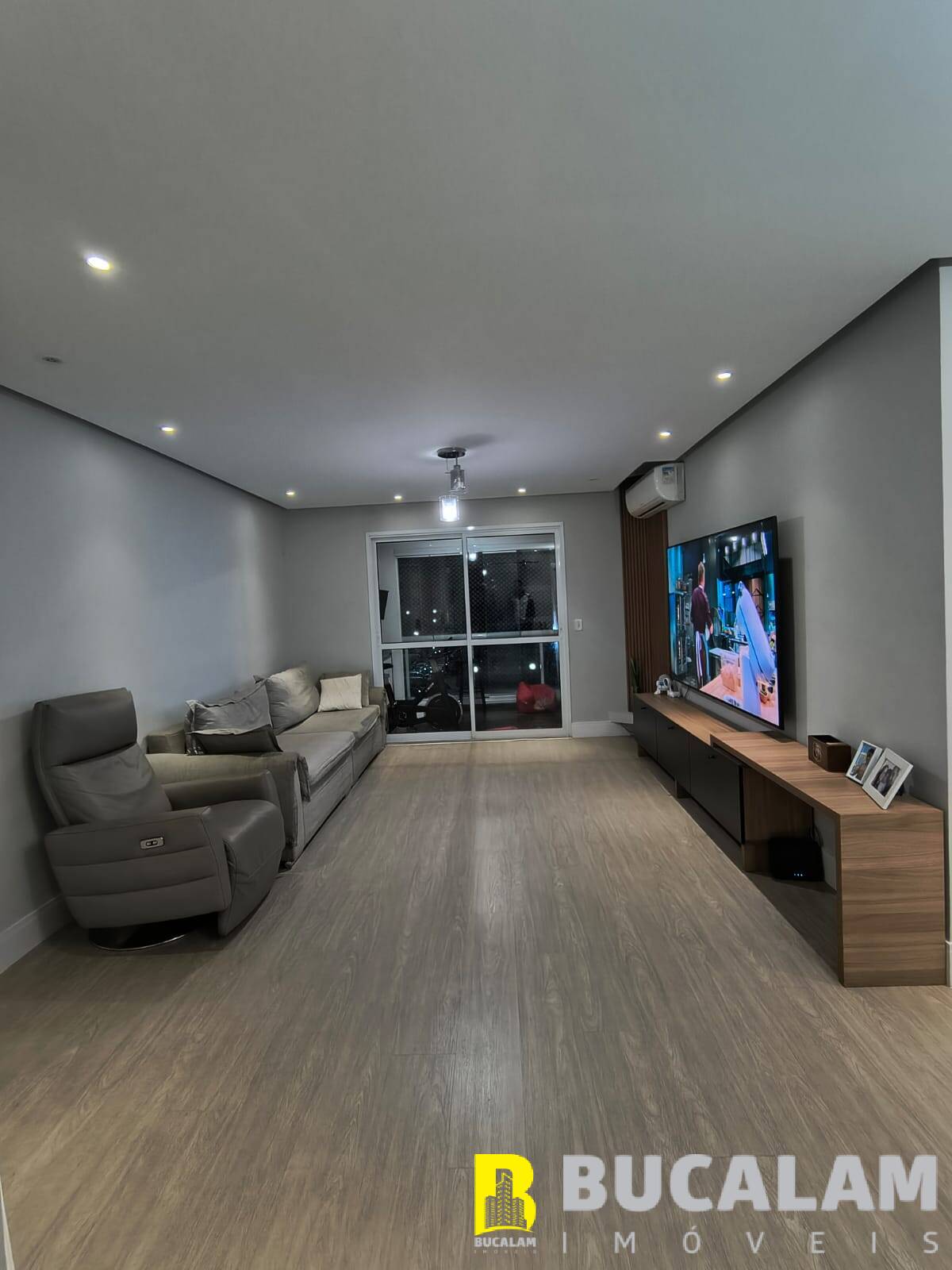 APARTAMENTO COM DEPENDENCIA DE EMPREGADA PARA VENDA CONDOMINIO CASTANHEIRA
