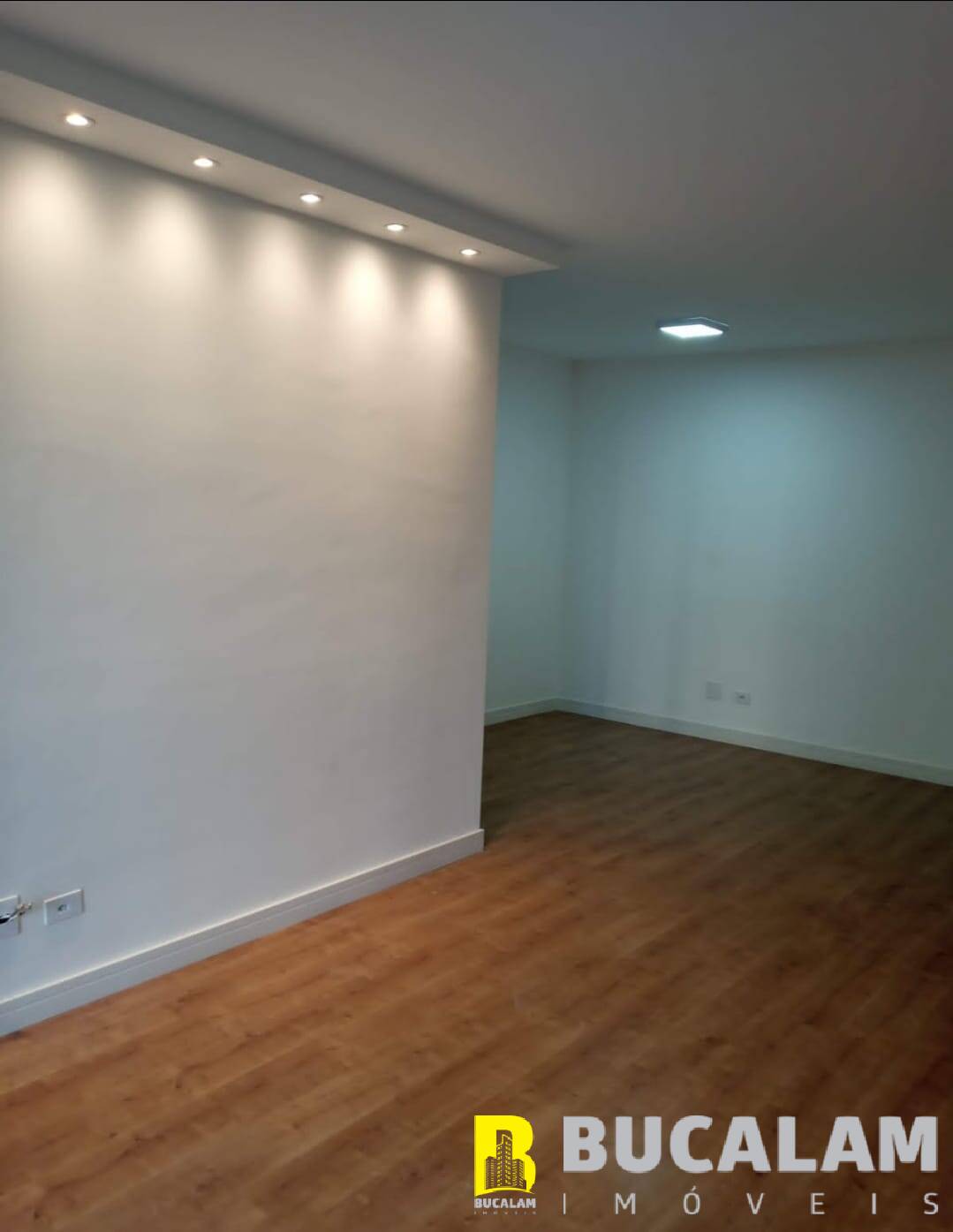 Apartamento à venda com 3 quartos, 110m² - Foto 3