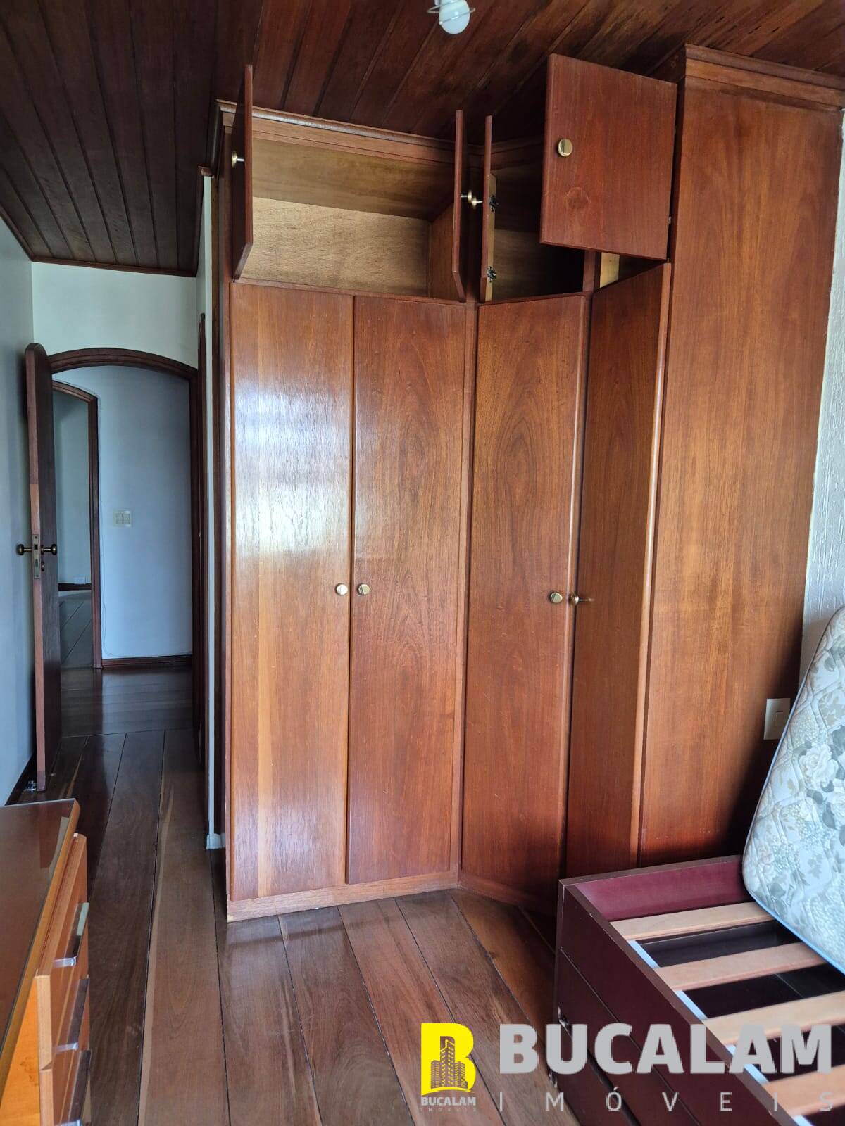 Casa, 3 quartos, 240 m² - Foto 25